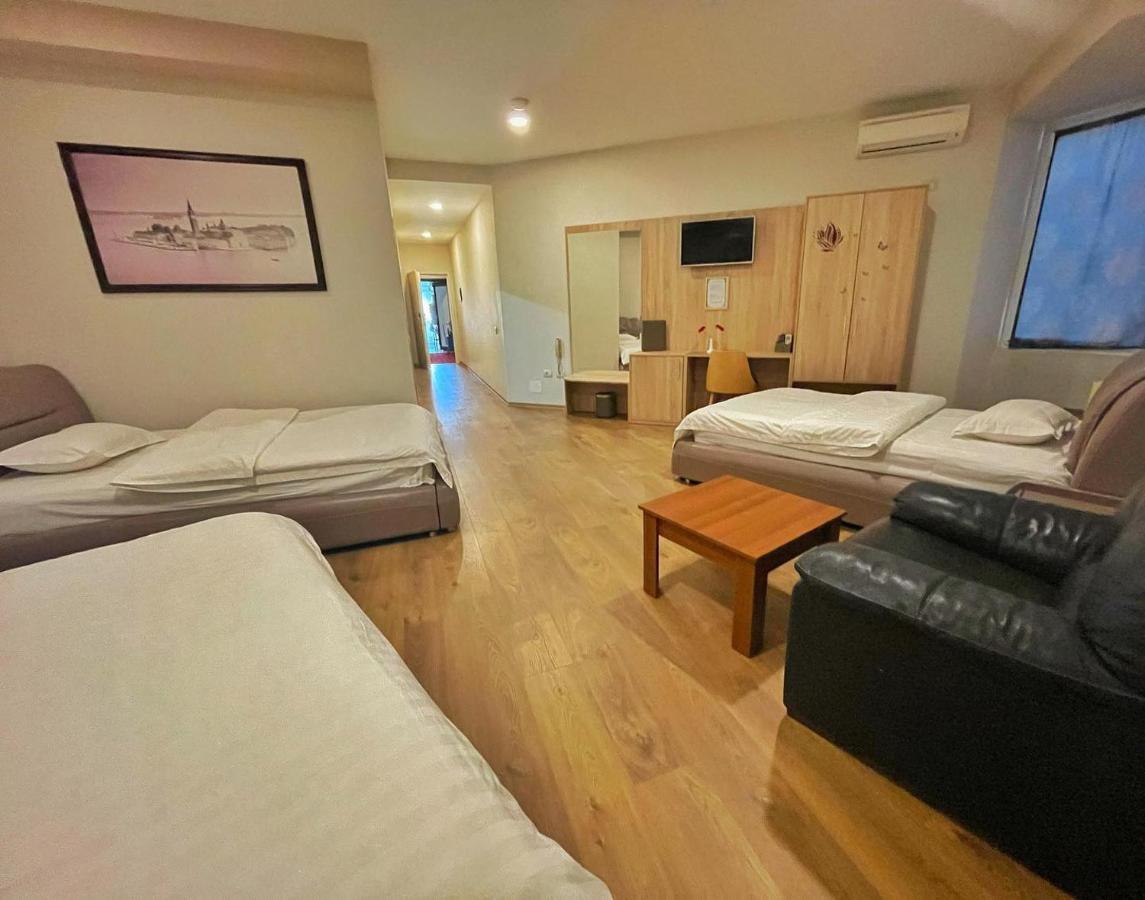 Park Hotel Tirana Yzberishti Zewnętrze zdjęcie