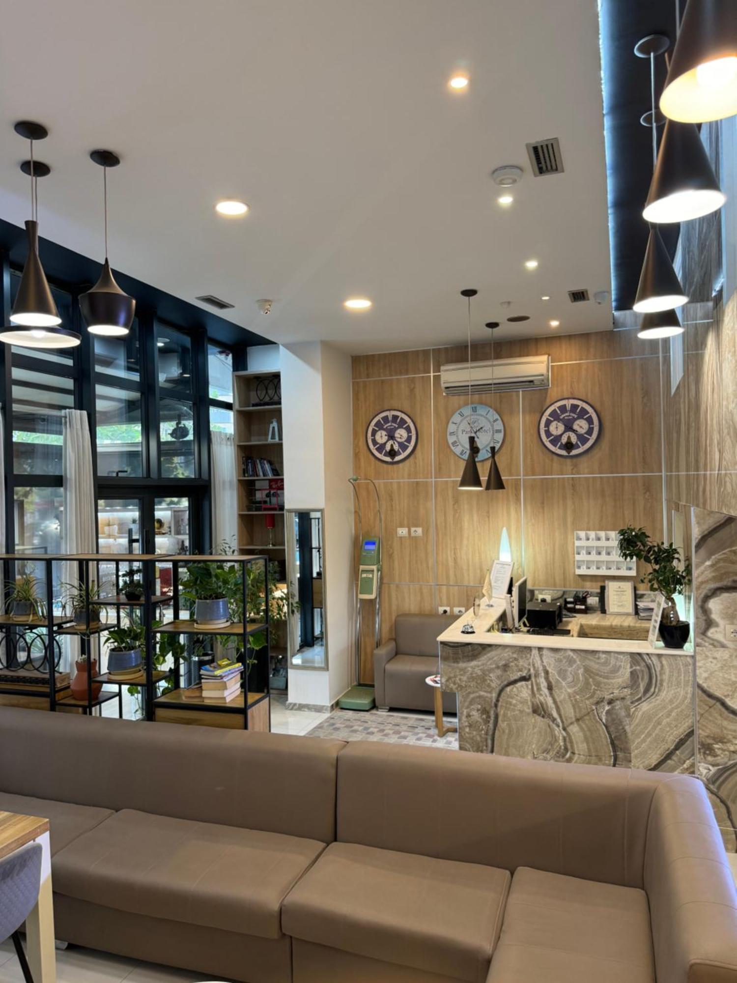Park Hotel Tirana Yzberishti Zewnętrze zdjęcie