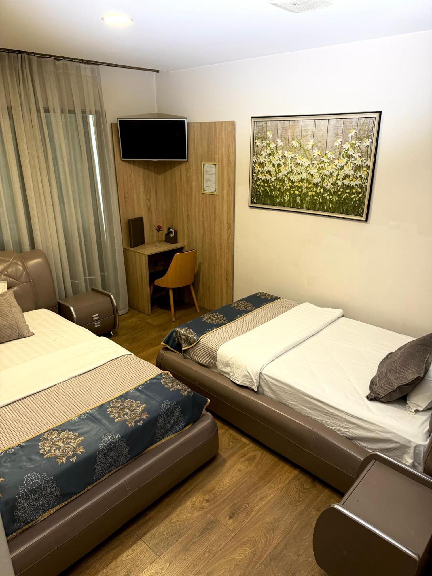 Park Hotel Tirana Yzberishti Zewnętrze zdjęcie