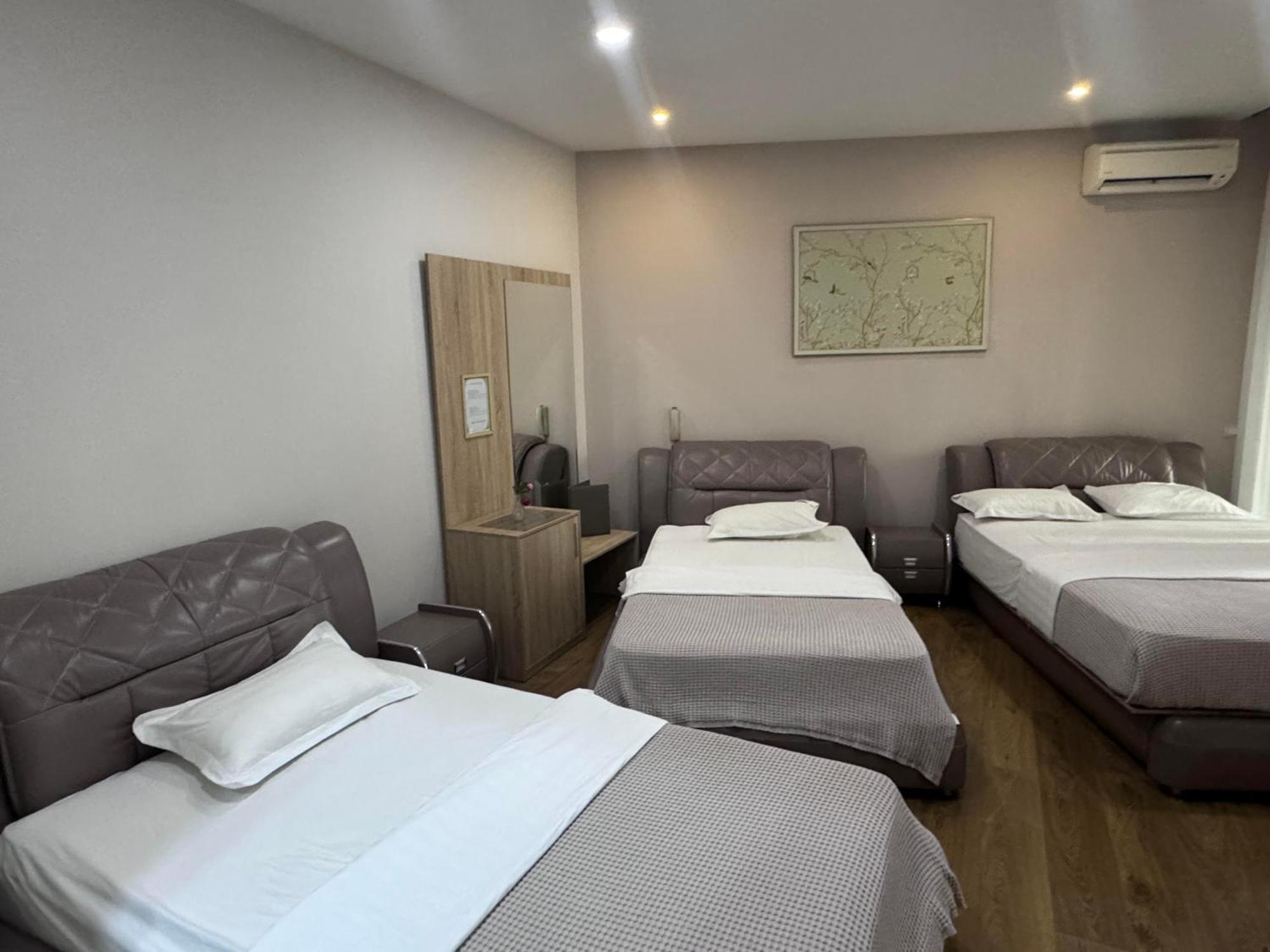 Park Hotel Tirana Yzberishti Zewnętrze zdjęcie