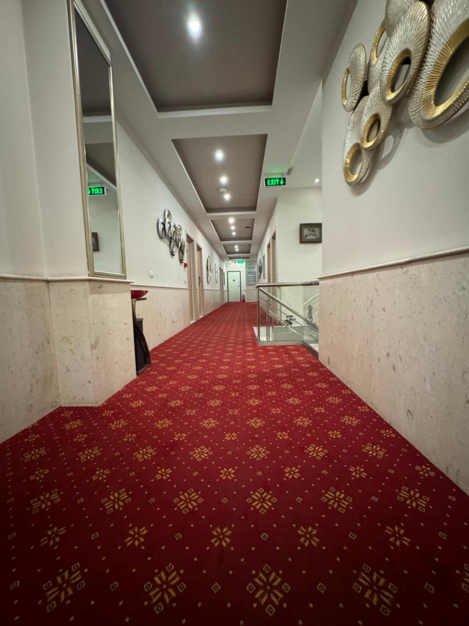 Park Hotel Tirana Yzberishti Zewnętrze zdjęcie