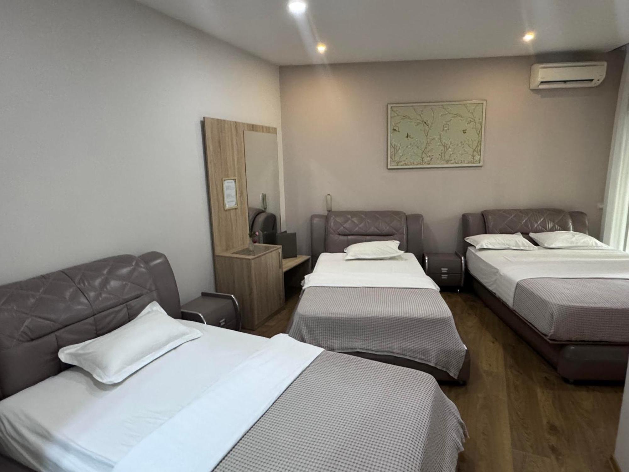 Park Hotel Tirana Yzberishti Zewnętrze zdjęcie