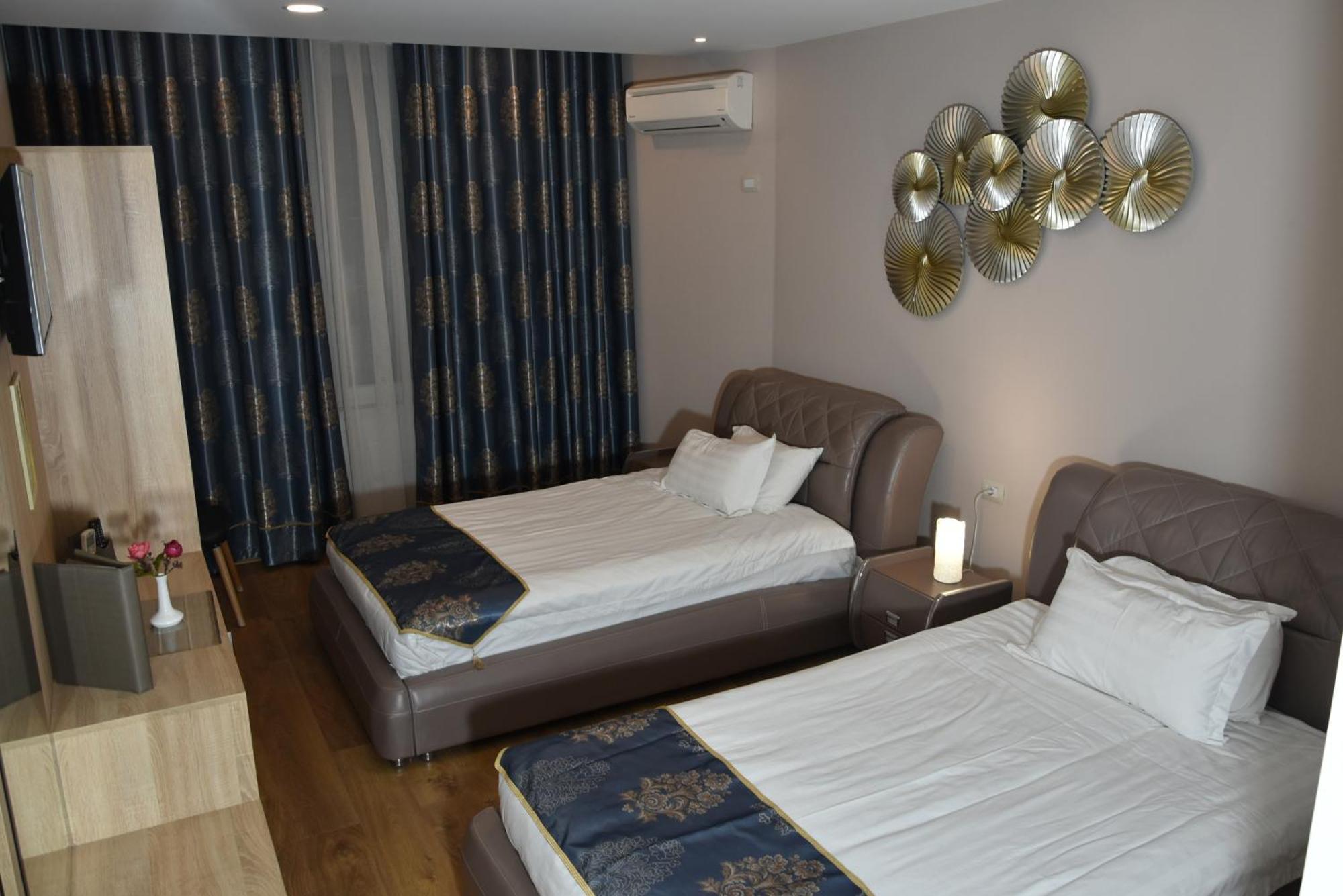 Park Hotel Tirana Yzberishti Zewnętrze zdjęcie