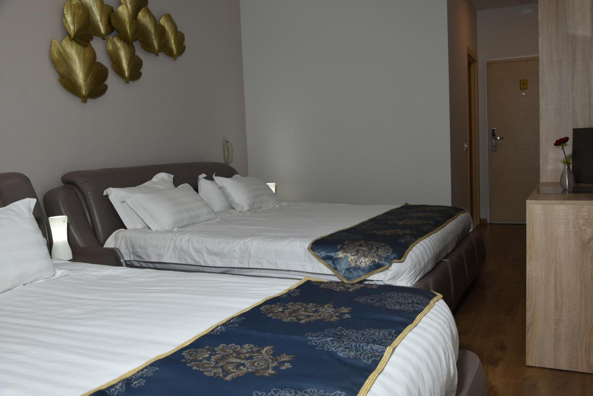 Park Hotel Tirana Yzberishti Zewnętrze zdjęcie