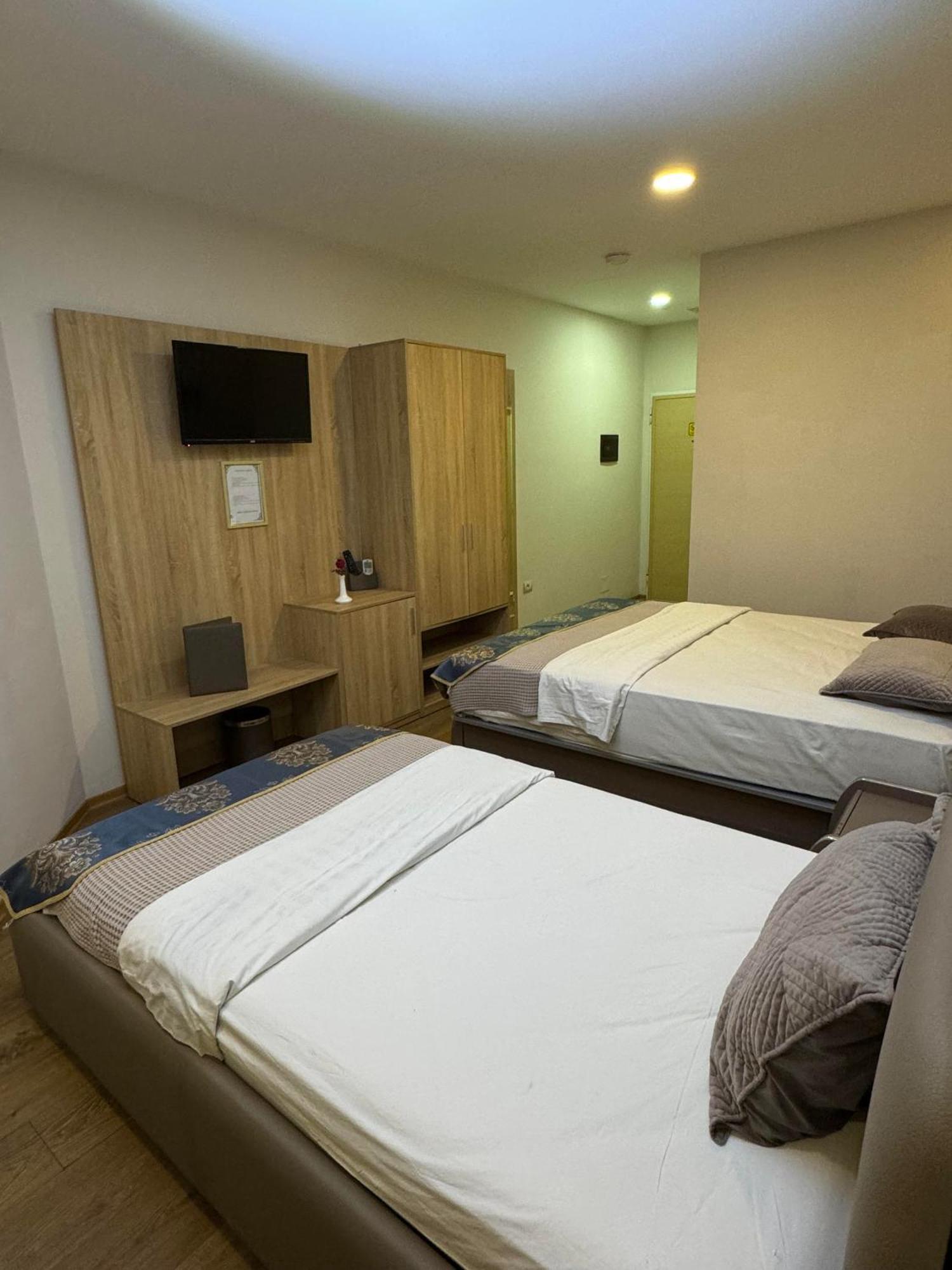 Park Hotel Tirana Yzberishti Zewnętrze zdjęcie